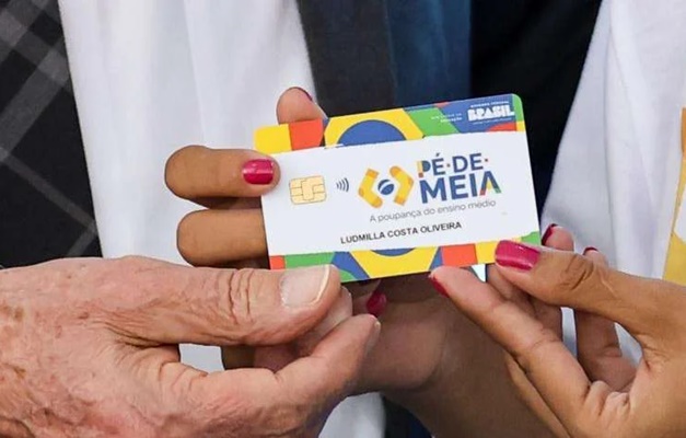 TCU suspende R$ 6 bilhões do Pé de Meia; MEC nega irregularidades