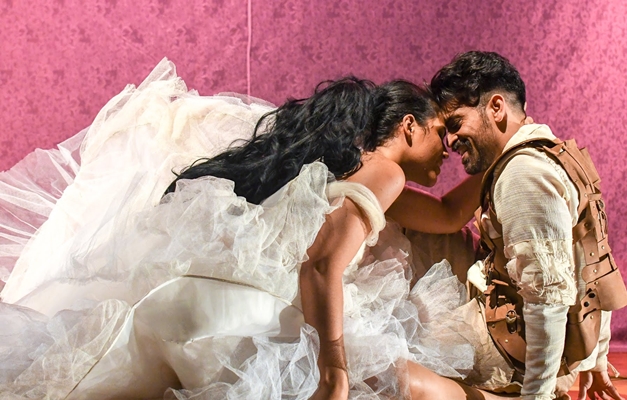 Teatro Goiânia Ouro recebe espetáculo “Bodas de Sangue”