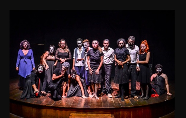 Teatro Goiânia recebe espetáculo "Senhora dos Afogados" neste domingo (4/3)