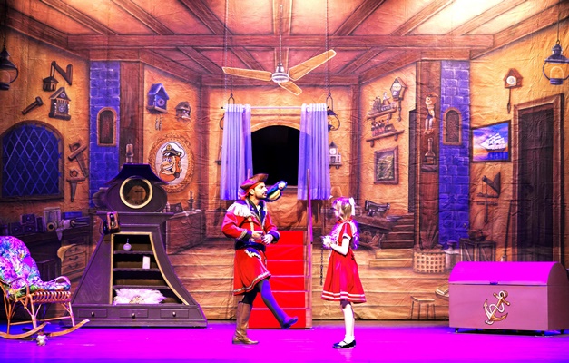 Teatro Madre Esperança Garrido recebe o espetáculo ''Pluft, o Fantasminha''