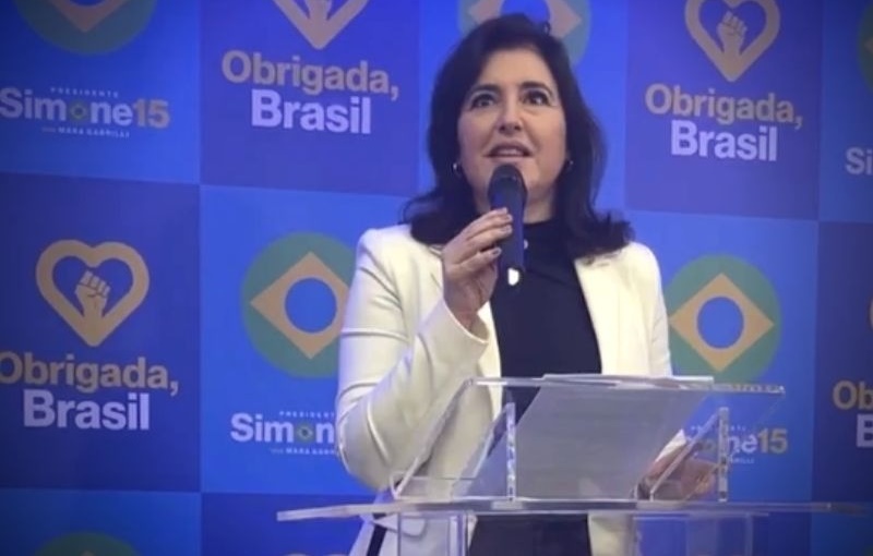 Tebet anuncia voto em Lula e apresenta propostas ao petista