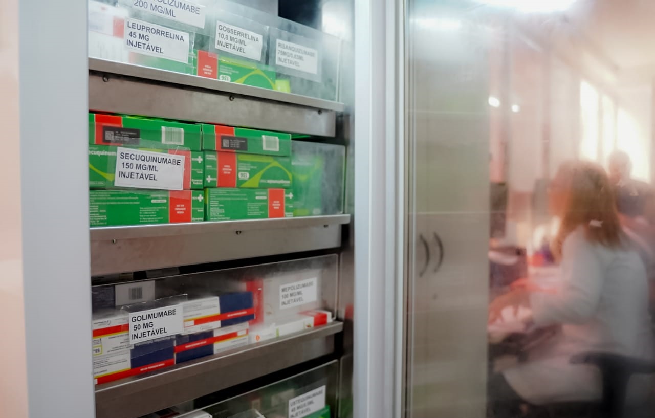 Tecnologia ajuda a reduzir espera por medicamentos de alto custo em Goiás