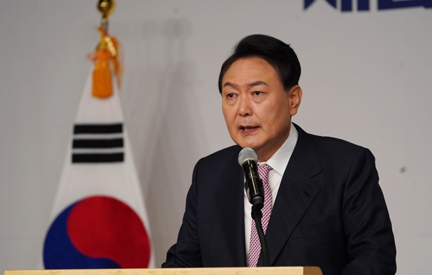 Tentativa de prisão de presidente afastado fracassa na Coreia do Sul