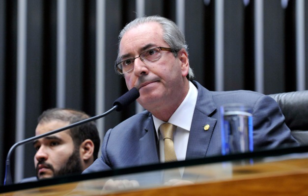 Teori determina afastamento de Cunha da presidência da Câmara