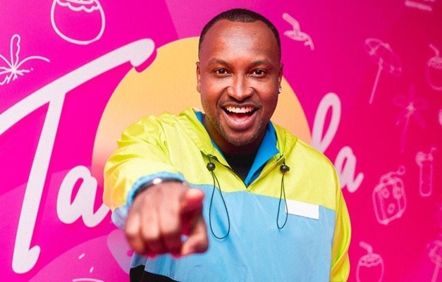 Thiaguinho se apresenta em Goiânia com show "Tardezinha"