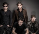  Capital Inicial apresenta show da turnê acústica em Goiânia