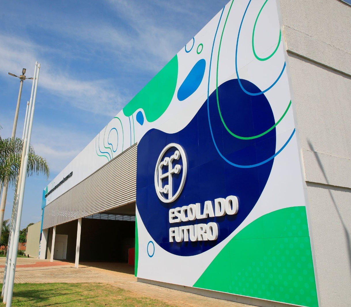  Escolas do Futuro abrem 2 mil vagas para cursos gratuitos em Goiás