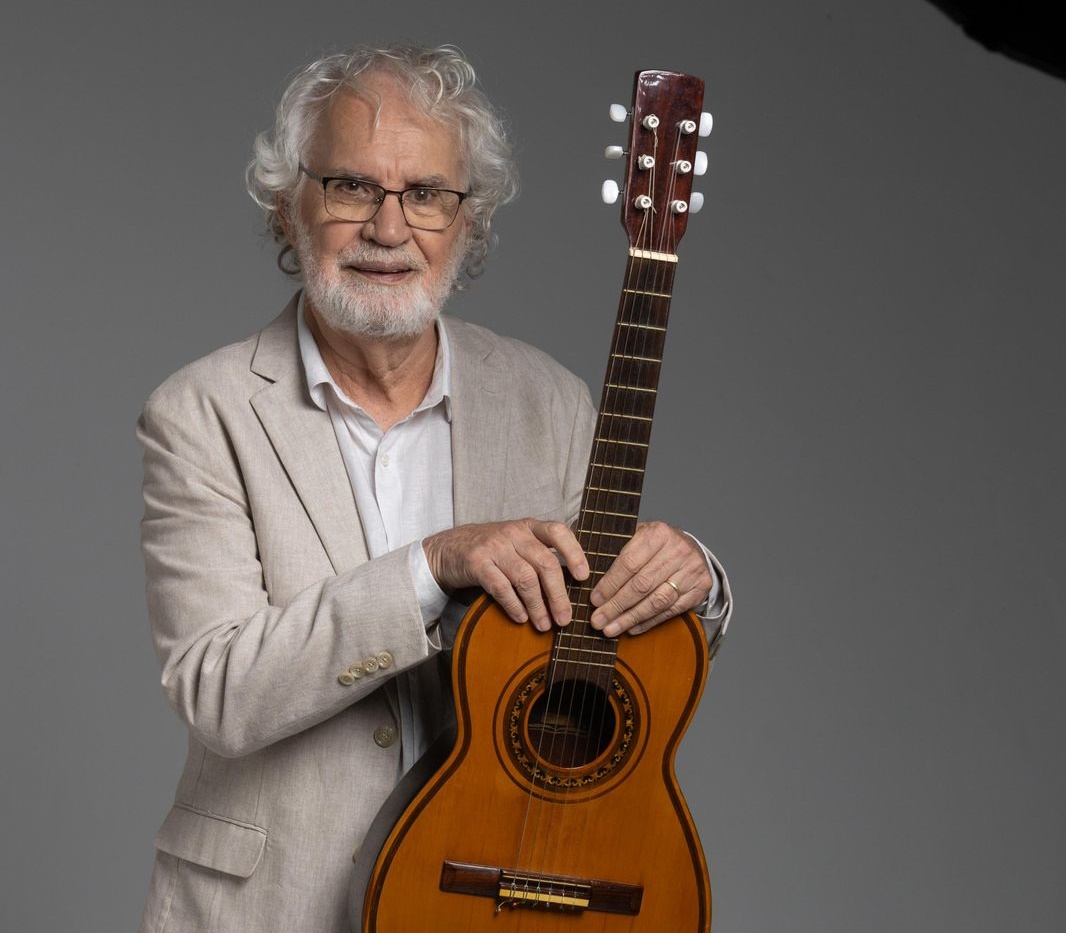  Governo de Goiás e Sesc promovem show de Renato Teixeira no Teatro Goiânia 