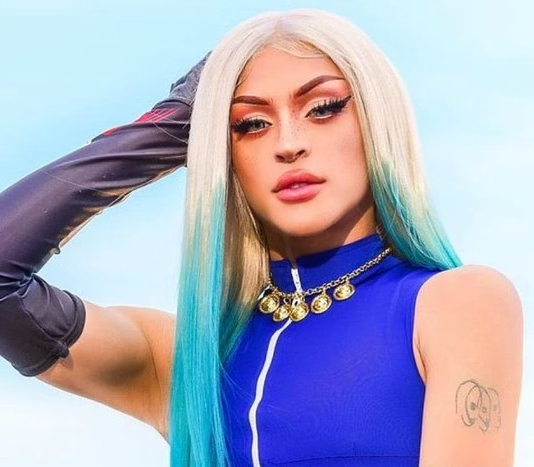  Pabllo Vittar desembarca em Goiânia com show de novo projeto