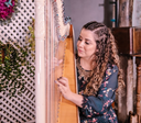 Aline Araújo representa Goiás em festival nacional de harpas 