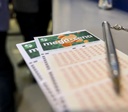 Apostas de Goiânia e Caraguatatuba levam R$ 103 milhões na Mega-Sena