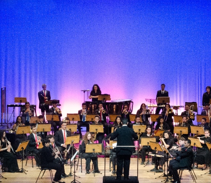 Banda Sinfônica faz apresentação gratuita no Teatro Escola Basileu França