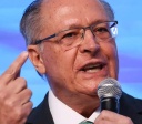 Brasil está conversando “com reserva” com Estados Unidos, diz Alckmin