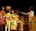 Cia Nu Escuro leva comédia e teatro lambe-lambe em Cavalcante e Morrinhos