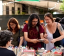 Coletivo Centopeia realiza feira literária Beco das Palavras em Goiânia