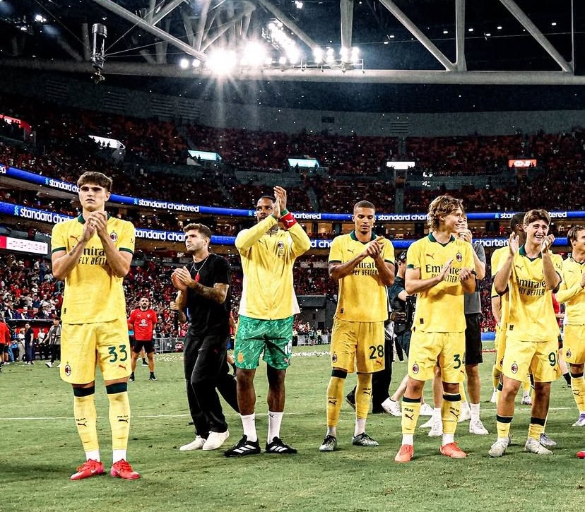 Com 'camisa do Brasil', Milan vence Liverpool em amistoso marcado por homenagens a Diogo Jota