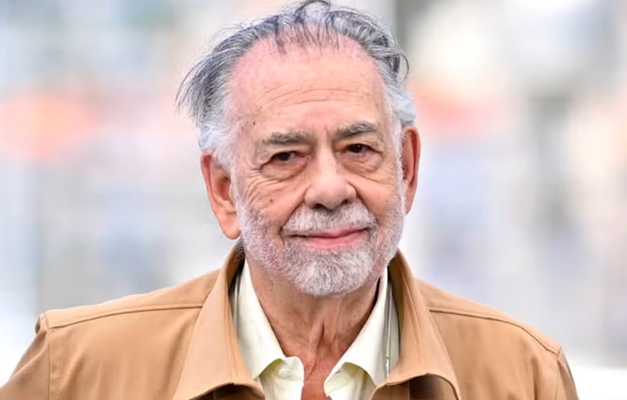 Coppola atualiza estado de saúde após notícia sobre hospitalização