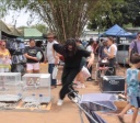 Coreógrafo goiano lança vídeo-dança gravado na Feira da Marreta