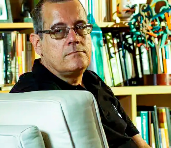 Escritor Paulo Henriques Britto é o mais novo acadêmico da ABL