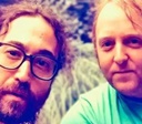 Filhos de John Lennon e Paul McCartney lançam música inédita juntos