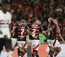 Flamengo vence São Paulo por 2 a 0 no retorno do Brasileiro