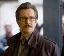 Gary Oldman recebe título de cavaleiro do Rei Charles III
