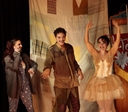 Goiânia recebe espetáculo teatral gratuito ‘Le Tombé’