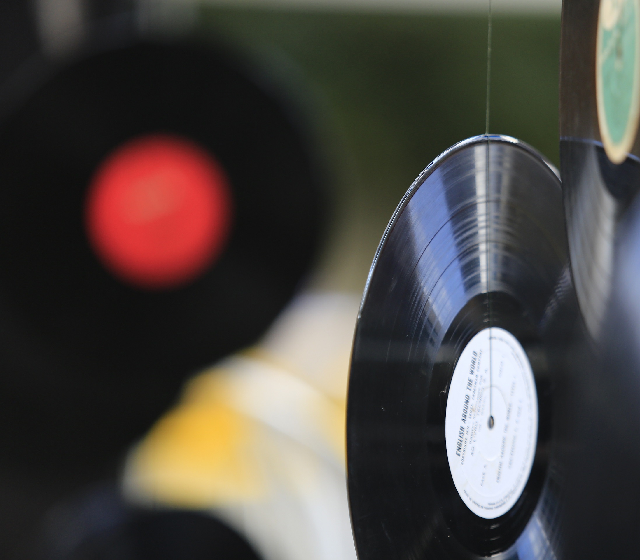 Goiânia recebe feira de vinil, discotecagens e cervejas artesanais