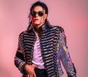Goiânia recebe Rodrigo Teaser com tributo a Michael Jackson