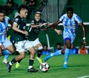 Goiás elimina o Crac nos pênaltis e garante vaga na semifinal do Goianão