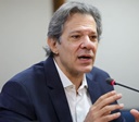 Haddad diz que governo vai esperar decisão concreta sobre taxação do aço para se manifestar