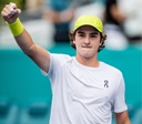 João Fonseca se aproxima de melhor ranking da carreira e do Top 50 da ATP