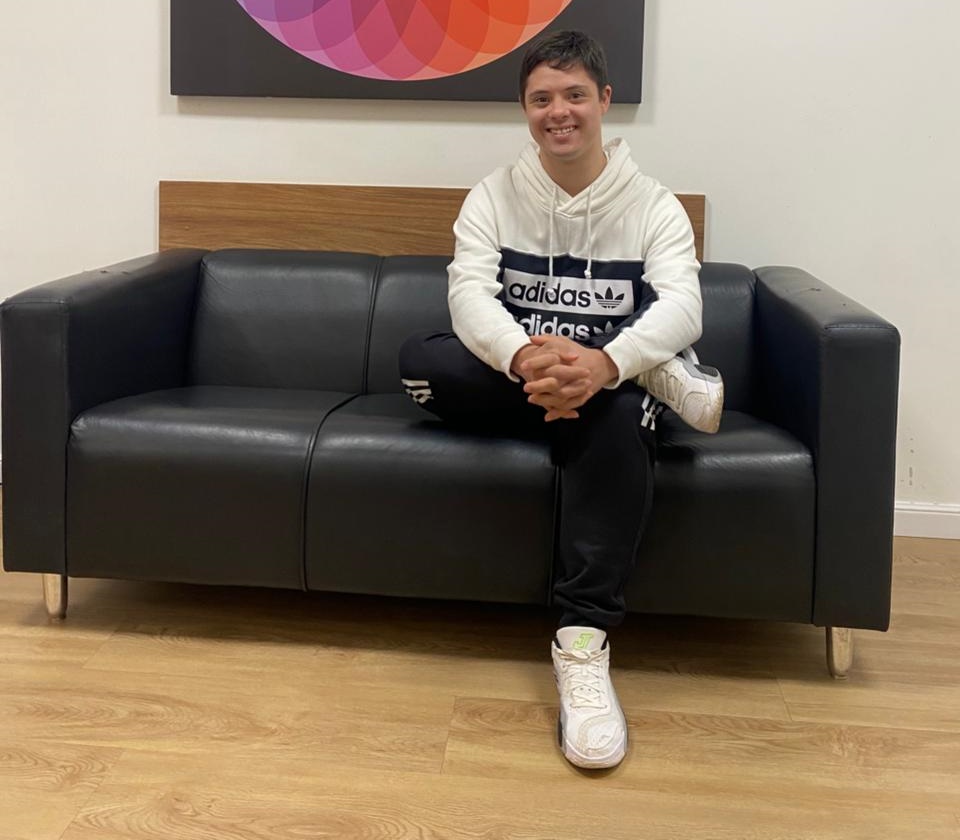 João Vitor grava minissérie para o SBT