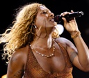 Liniker se apresentará na cerimônia do Grammy Latino 2025