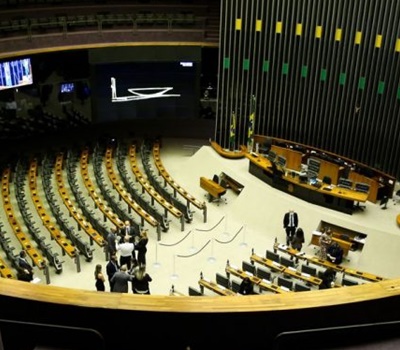 Nova vaga para Goiás na Câmara dos Deputados custará R$ 3,6 milhões por ano
