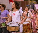 Oficina de percussão gratuita para mulheres ocorre em Goiânia