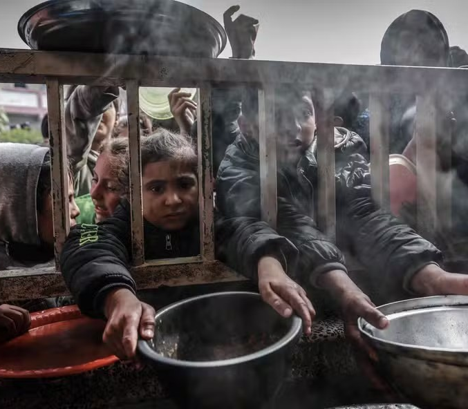 ONU alerta para fome e morte na fila da comida em Gaza