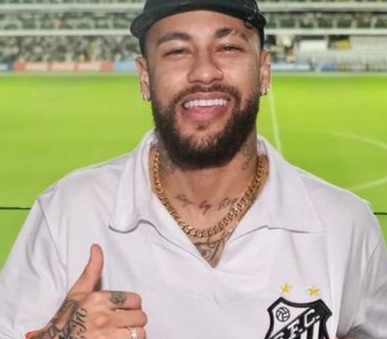 Presidente do Santos anuncia volta de Neymar: 'Bem-vindo, menino da Vila'