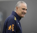 Tite anuncia volta ao futebol: 'Estou pronto para retornar às atividades como técnico'