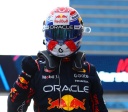 Verstappen supera Sainz em treino caótico no Azerbaijão e larga na pole