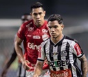 Vila Nova bate o Athletic e assume a liderança da Série B