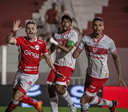 Vila Nova bate o CRB em casa com gols de Gustavo Pajé e Bruno Xavier