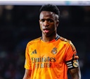 Vini Jr. machuca tornozelo, pode desfalcar convocação de Ancelotti e preocupa Real para Mundial