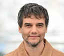 Wagner Moura se pronuncia em vídeo após ganhar prêmio e explica ausência em Cannes