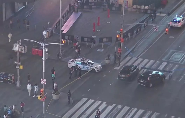 Tiroteio na Times Square, em Nova York, deixa 3 feridos