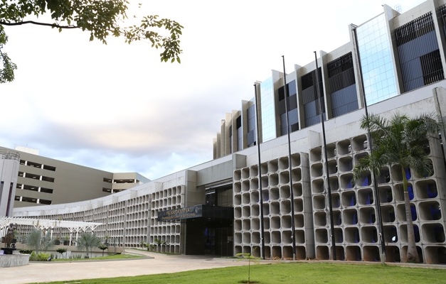 TJGO autoriza contratações temporárias na Educação estadual