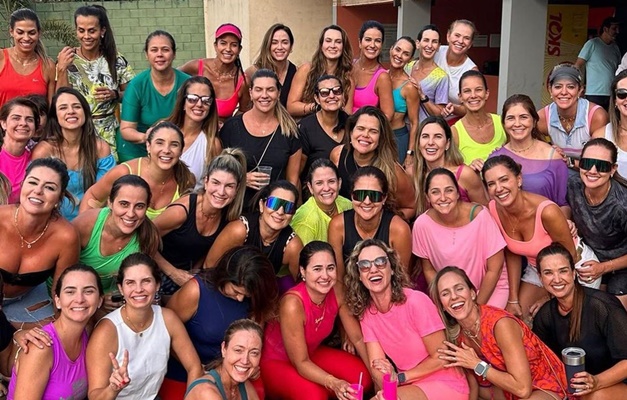 Torneio de beach tennis reúne 120 mulheres em Goiânia