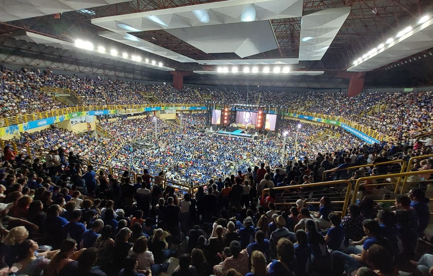 Totus Tuus 2024 reúne mais de 25 mil pessoas no Goiânia Arena