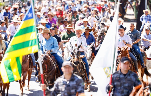 Tradicional cavalgada abre a 78ª Exposição Agropecuária de Goiânia 
