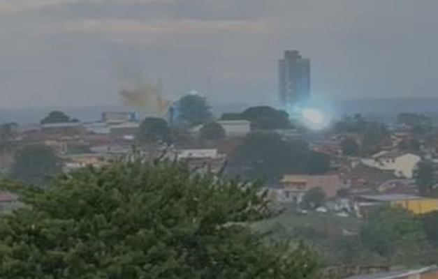 Transformador de energia pega fogo em Itumbiara 